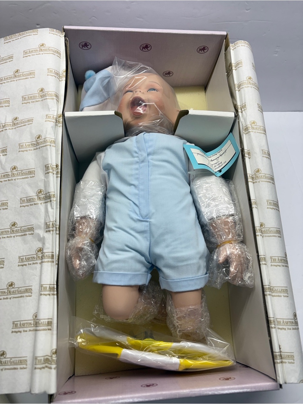 Vintage Ashton Drake Havin’ a Ball Porcelain Baby Doll COA Box 1993